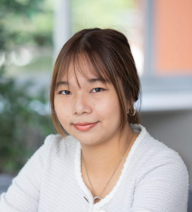 Boarding School in Thailand | Regents Pattaya - Feature Cards Pattern