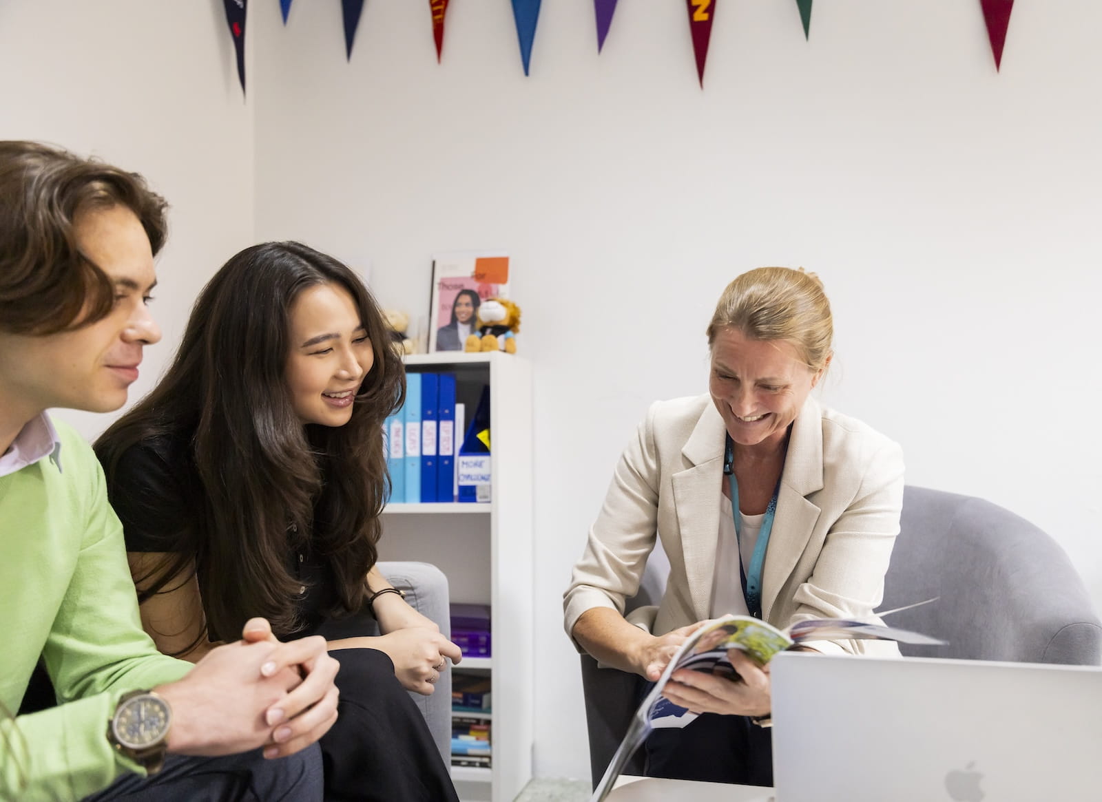 How does our University Counsellor help your child to apply and secure a place at university? - how-does-our-university-guidance-advisor-help-your-child-to-apply-and-secure-a-place-at-university