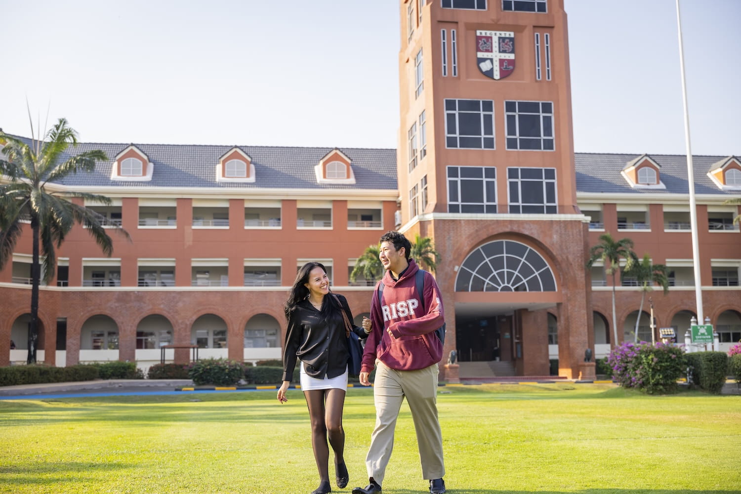 Well-designed learning environments awaits the Sixth Formers at Regents International School Pattaya - Well-designed learning environments awaits the Sixth Formers at Regents International School Pattaya