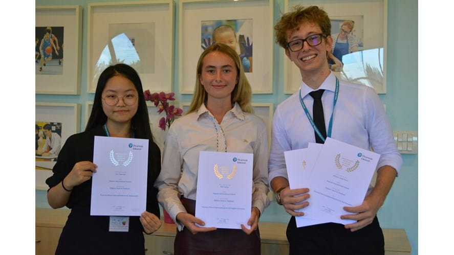 studnts achievement and certificates to identify the best boarding school for the child 