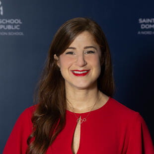 Excelencia Académica | St George School, República Dominicana - Feature Cards Pattern 1