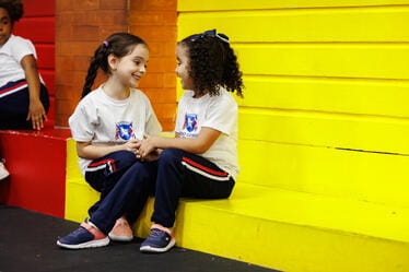 Excelencia Académica | St George School, República Dominicana - Visual Time Line Tabs