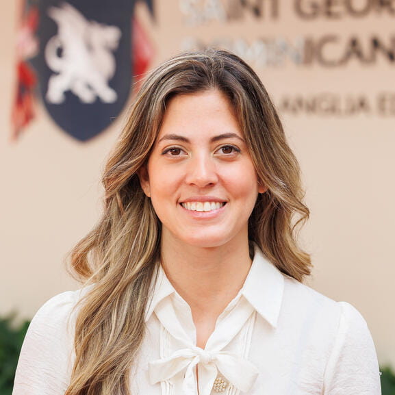 Propuesta académica | Saint George School, República Dominicana - Feature Cards Tabs