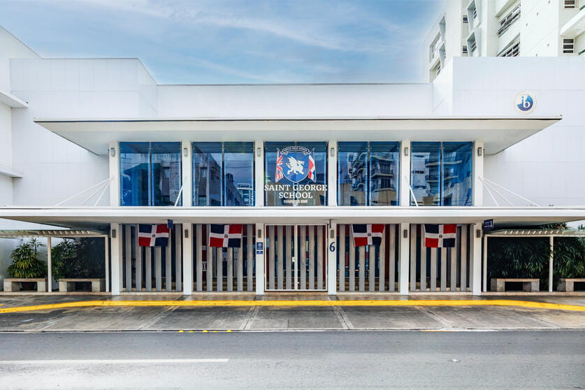 Nuestro Campus | Saint George School, República Dominicana - 08 - Carousel Default