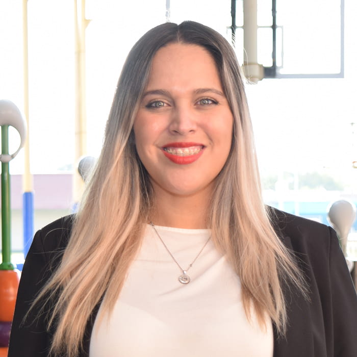 Valle Alto Campus | San Roberto International School - Feature Cards Tabs