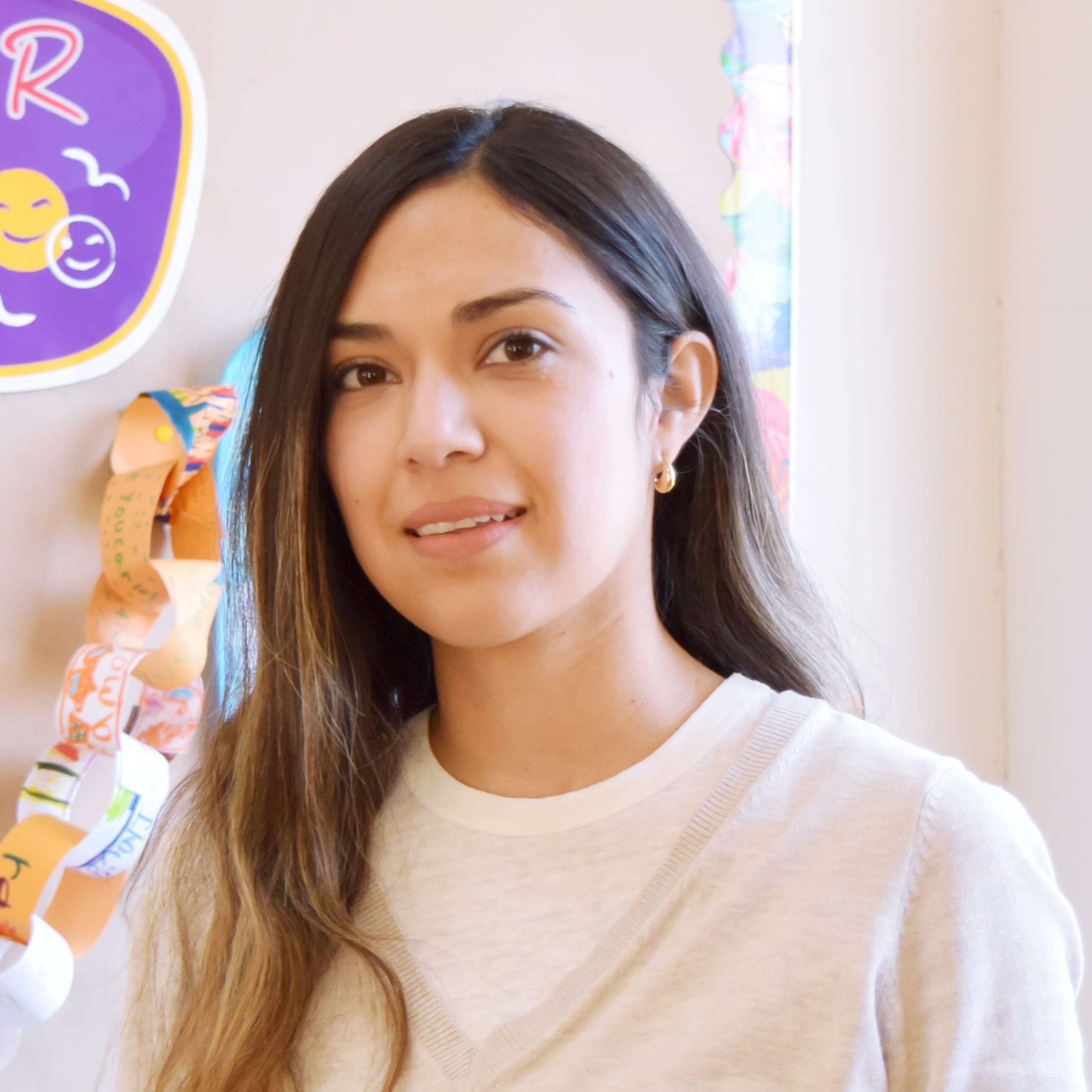 Valle Alto Campus | San Roberto International School - Feature Cards Tabs