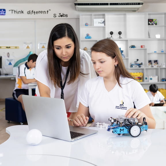 Facilidades en el Campus: Valle Alto | San Roberto | Nord Anglia - Image-50-50 1