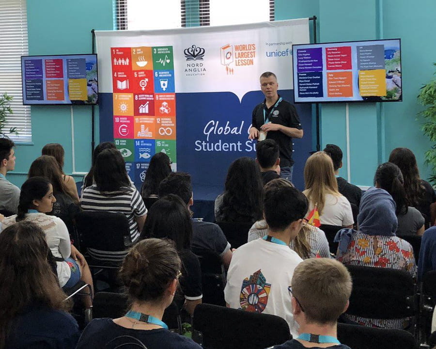 Our Social Purpose | San Roberto International School - Image-50-50 2