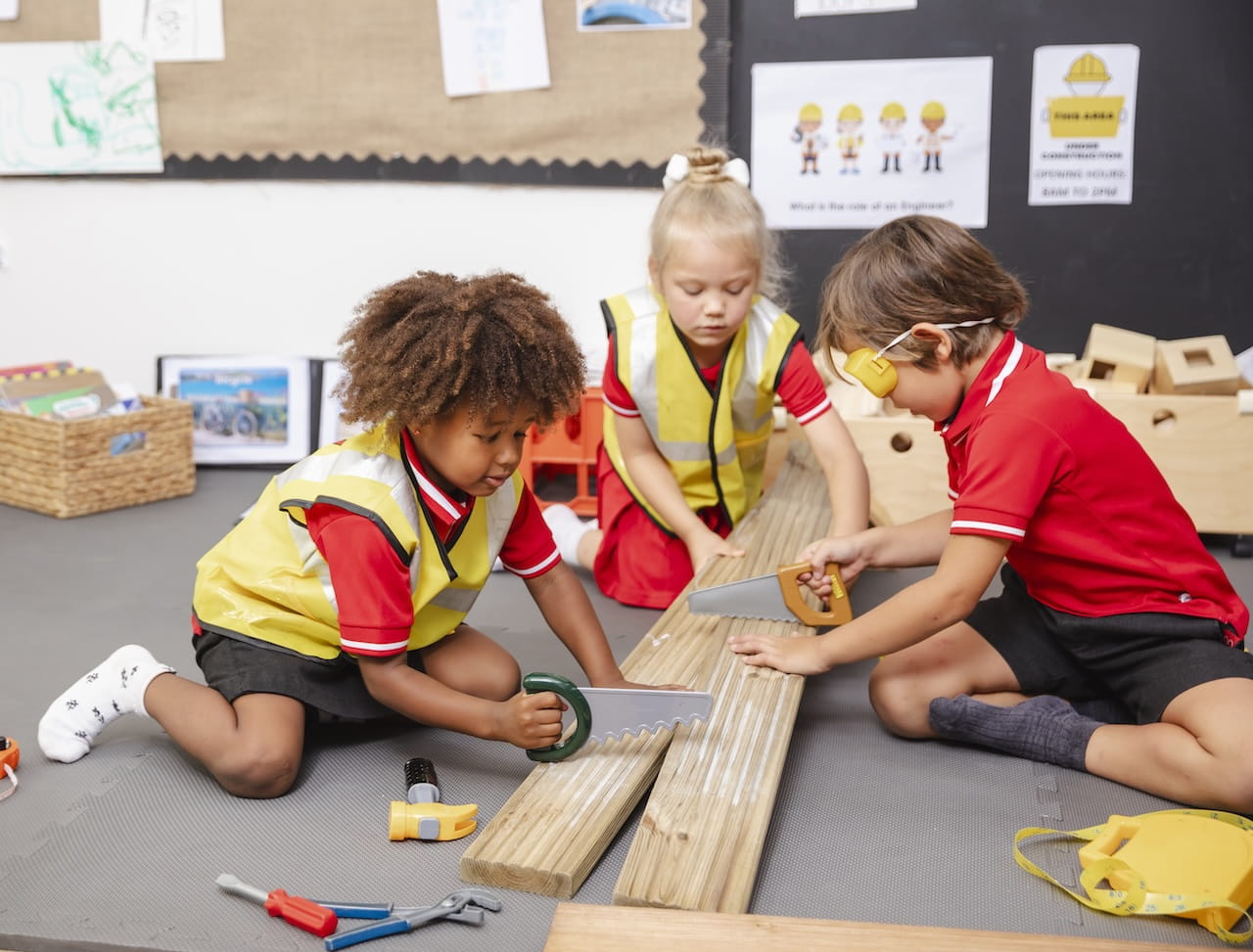 About Us | Swiss International Scientific School Dubai - 02 Image-50-50