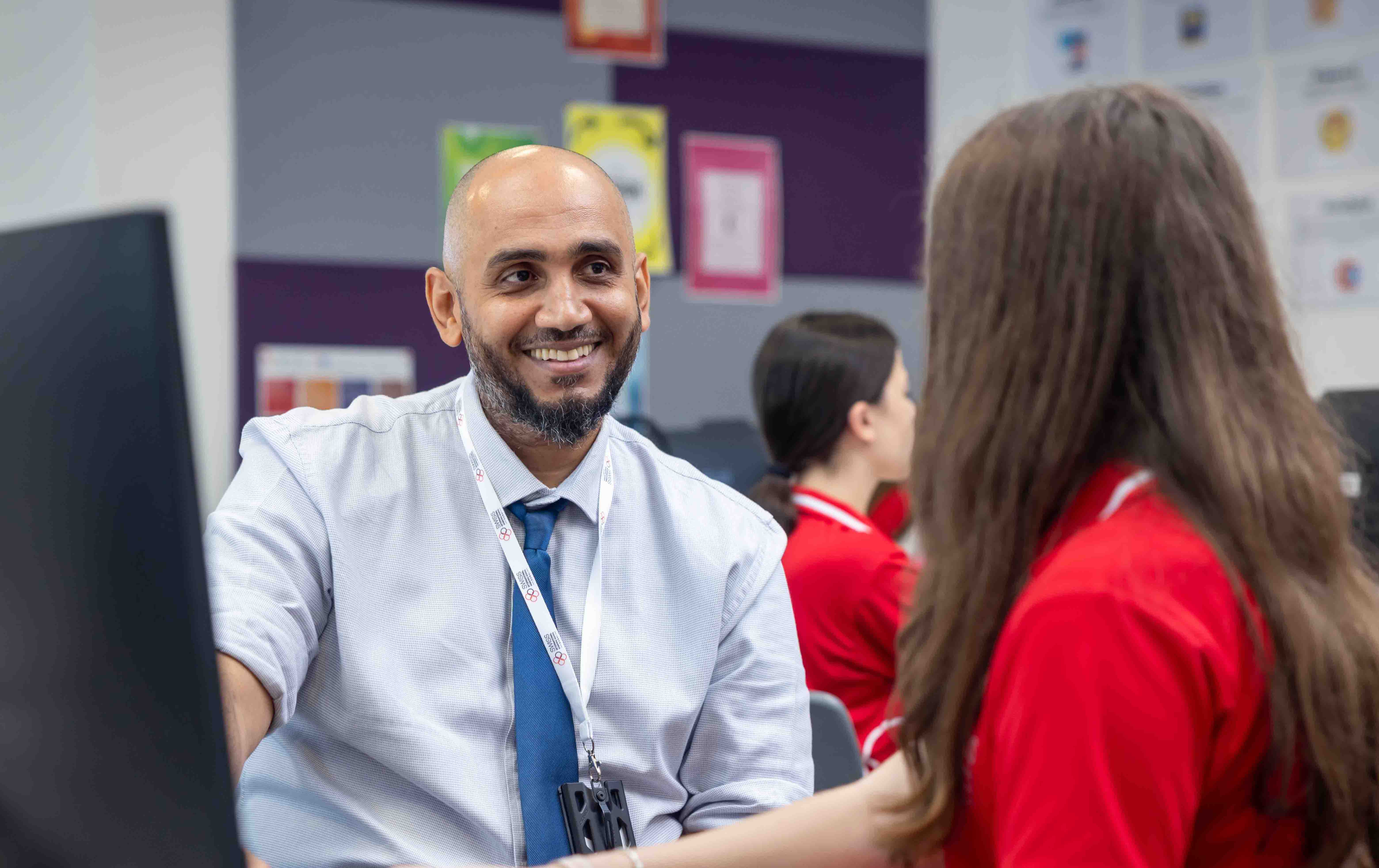 Swiss International Scientific School Dubai | Day and Boarding - Feature Cards Pattern