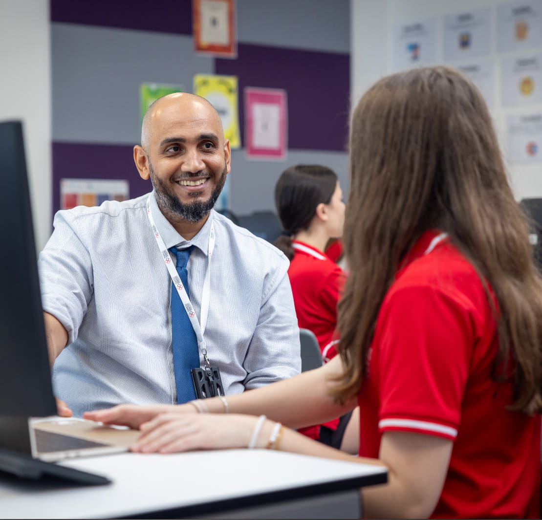 Swiss International Scientific School Dubai | Day and Boarding - Feature Cards Pattern