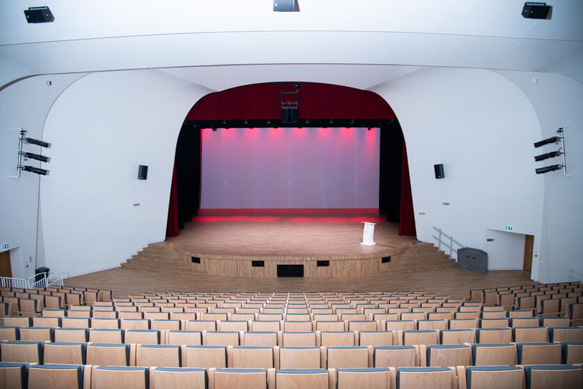 Swiss International Scientific School Dubai | Day and Boarding - Carousel Default