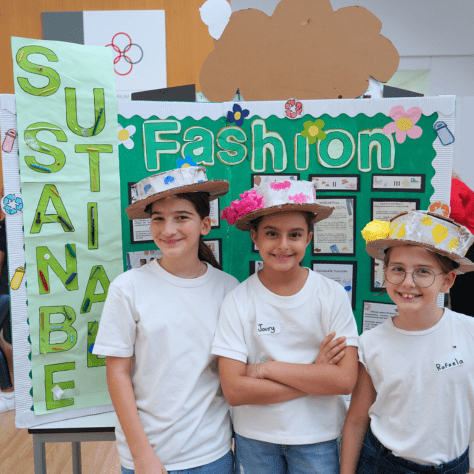 Primary School Curriculum in Dubai | SISD - Small Text And Image 1