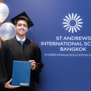 St Andrews International School Bangkok | Nord Anglia - Feature Cards Pattern