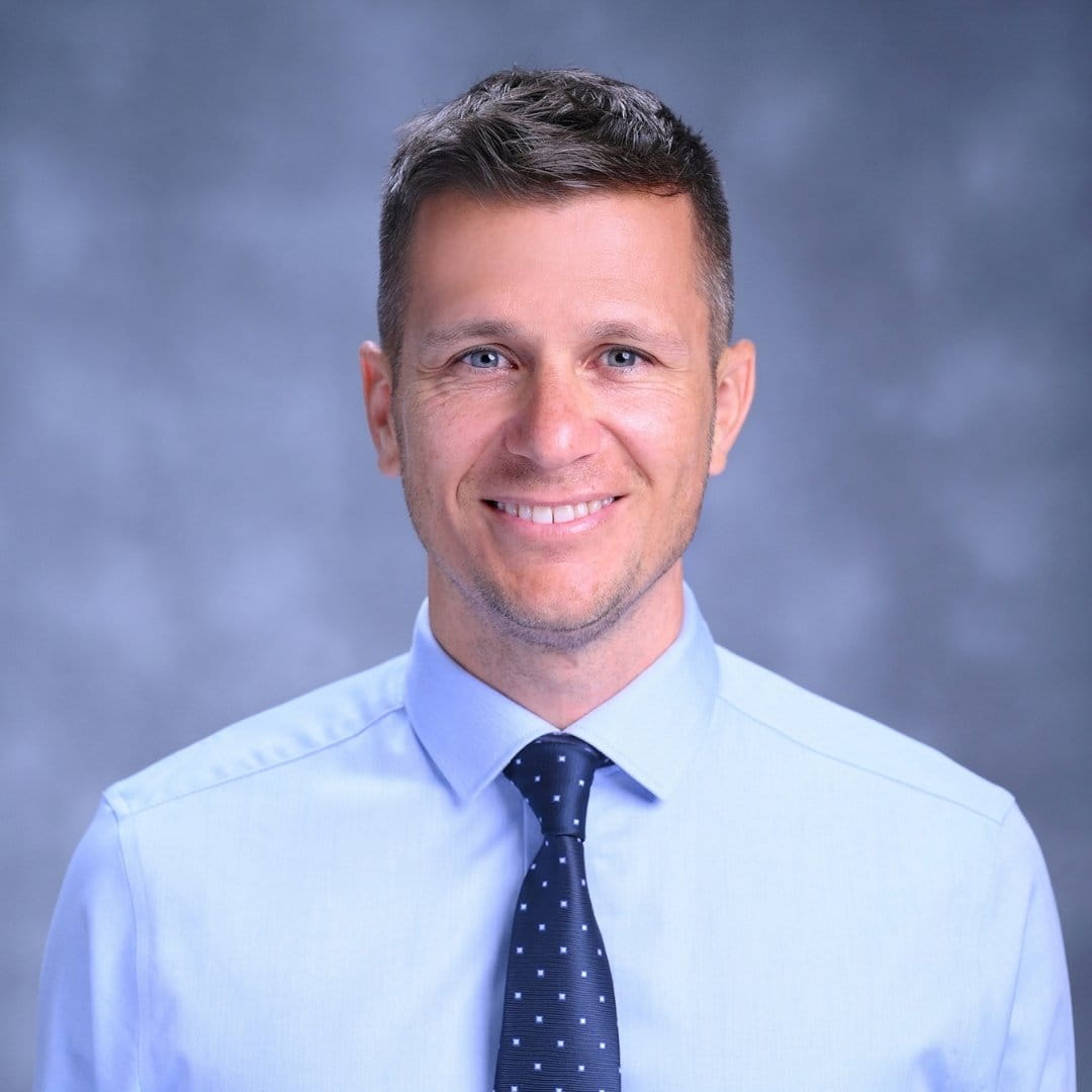 St Andrews School Teachers | St Andrews - Feature Cards Tabs