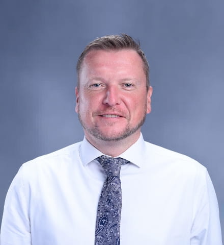 St Andrews School Teachers | St Andrews - Feature Cards Tabs