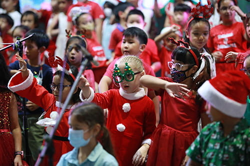 Foundation Stage 3 Have Their Christmas Shows