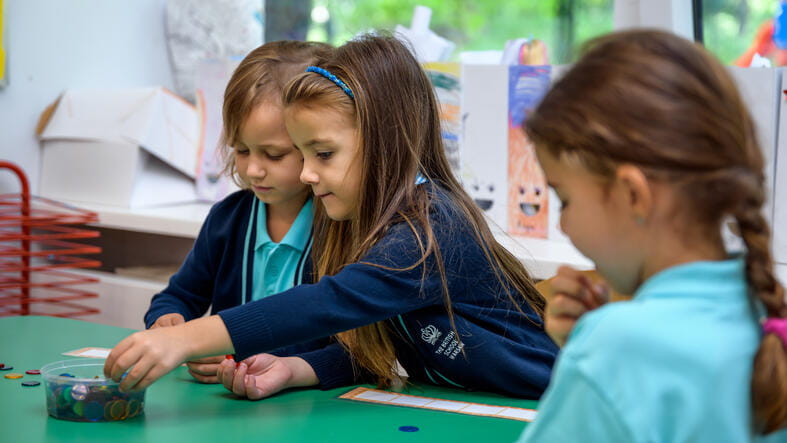 Open Days - Feature Cards Pattern - Open day EY