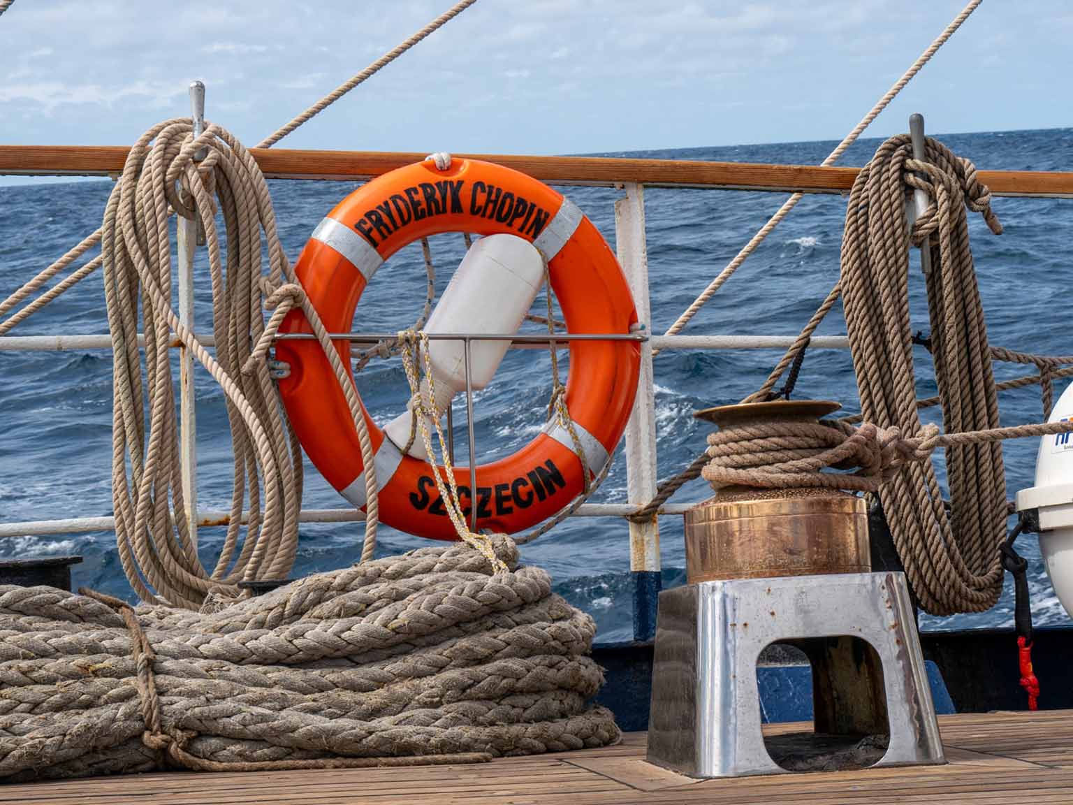 ropes and lifebuoy