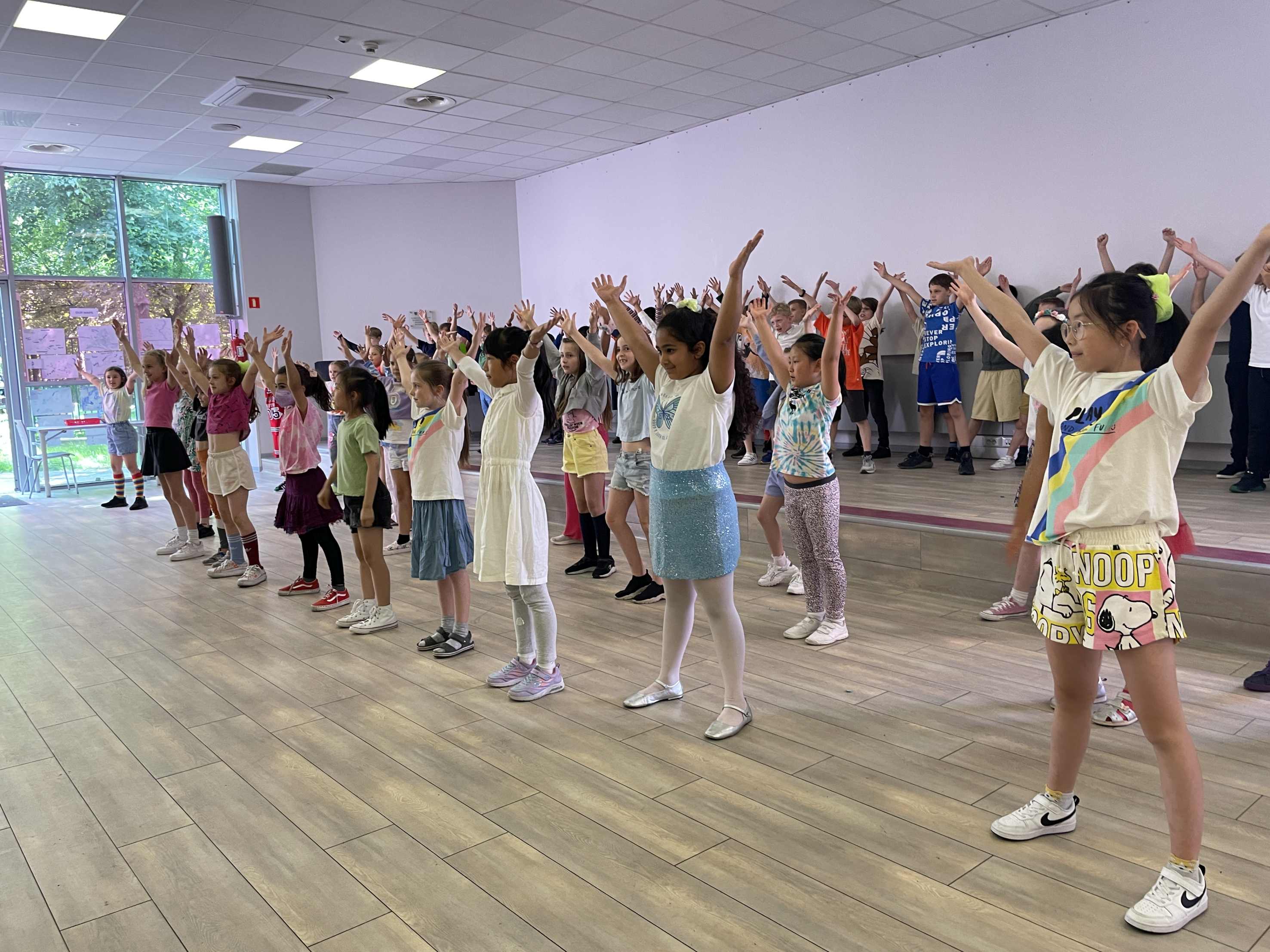 An Aliens Guide to Europe - An Aliens Guide to Europe