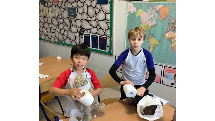 Hands on History in Year 4! - hands-on-history-in-year-4