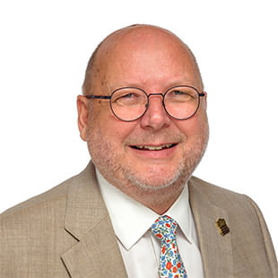 Discover How We Teach at The British School Warsaw - Feature Cards Pattern