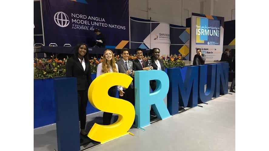 Lakers attend Model UN Summit-lakers-attend-model-un-summit-MS Model UN 2019