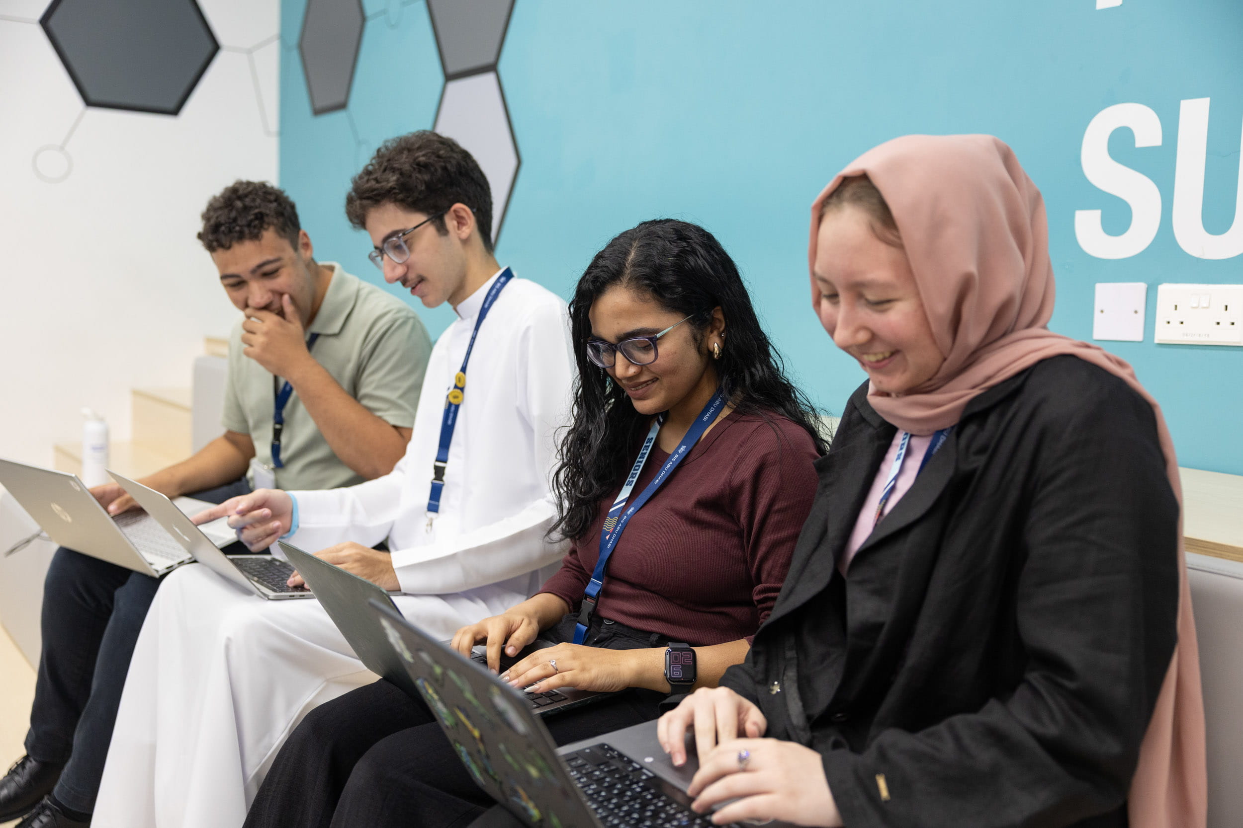 IB School in Abu Dhabi | BIS Abu Dhabi - Visual Time Line Tabs - A typical day