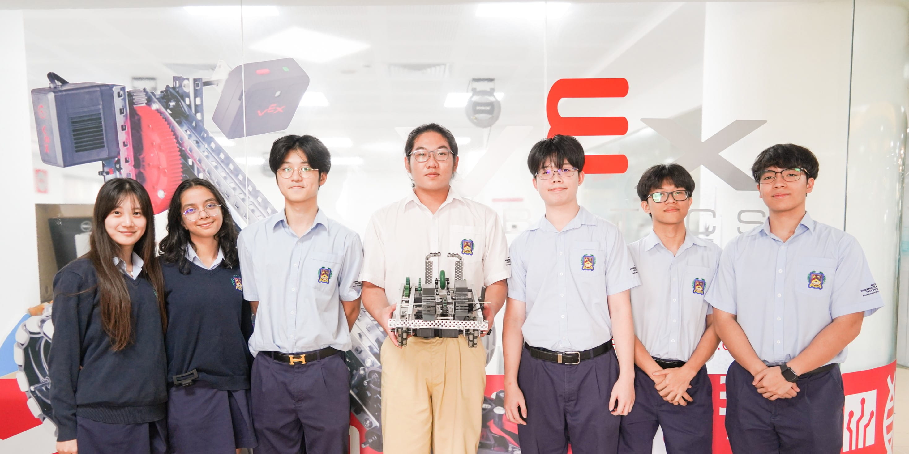 BIS HCMC robotics team build and programme two robots to compete at their first VEX Tournament - BIS HCMC robotics team build and programme two robots to compete at their first VEX Tournament