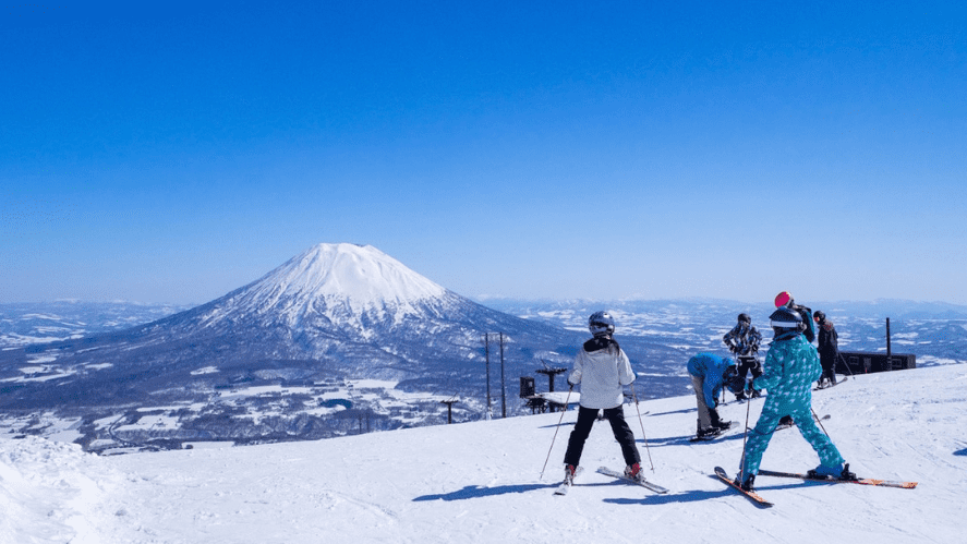 Voyage au Japon : A la découverte des traditions culturelles et des sports d'hiver - Journey to Japan - Discovering cultural traditions and winter sports